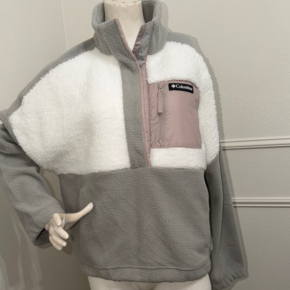 Columbia Jackets & Blazers - Columbia Sportswear Sherpa Fleece Pullover | Colorblock Grey & White | Large